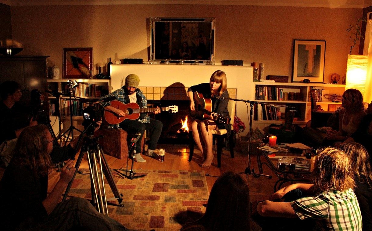 House Concert, quando la band suona in casa tuaHouse Concert, quando la band suona in casa tua