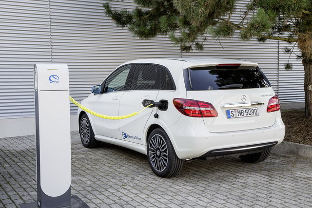 auto elettrica macchina elettrica