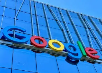 indagine su Google Willow Russia condanna Google protesta dei dipendenti Google / La fine degli obiettivi di assunzione inclusiva in Google / Accusa a Google e Apple per la violazione delle regole UE / Le emissioni di Google aumentano per l’IA e i data center